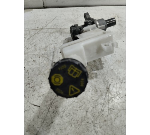 Главный тормозной цилиндр (в сборе)