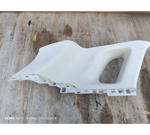 Обшивка багажника левая верхняя