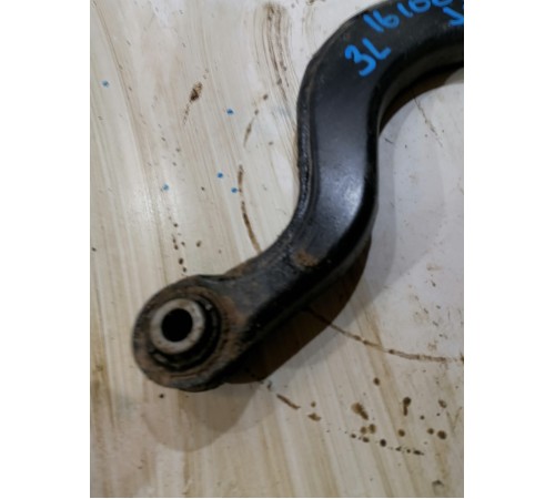 Рычаг подвески задний левый верхний