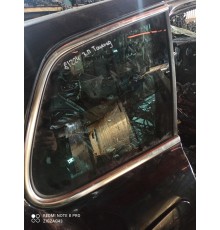 Глухое стекло(заднее правое)