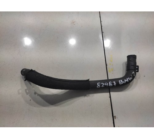 Патрубок системы охлаждения