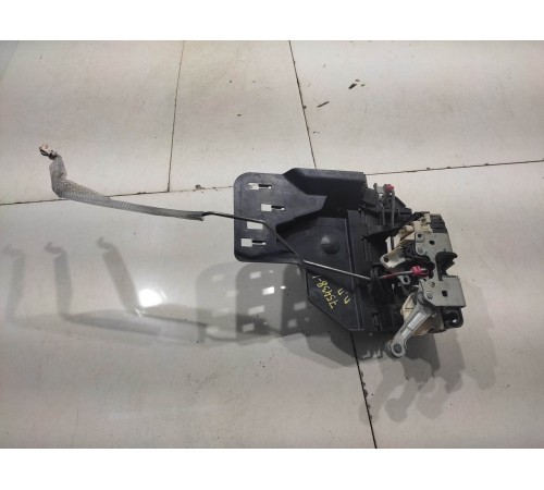 Замок двери (передний, правый)