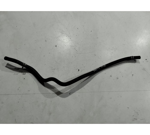 Патрубок системы охлаждения