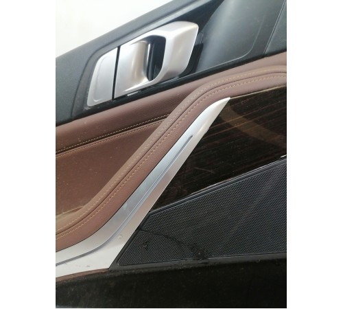 Обшивка двери задняя левая