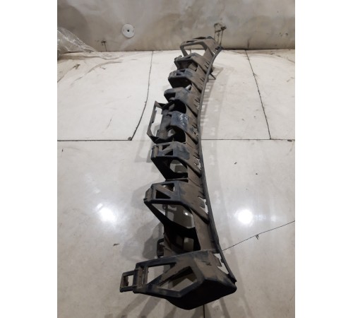 Кронштейн(крепление) заднего бампера центральный