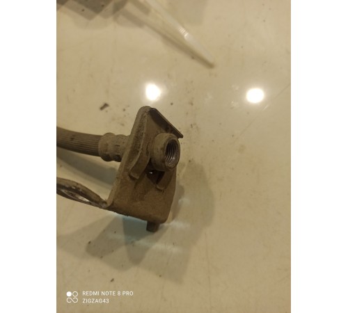 Шланг тормозной(передний правый)