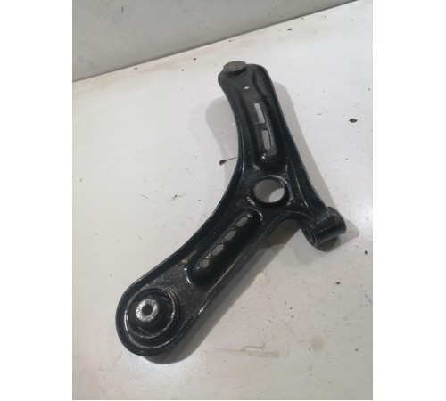 Рычаг подвески передний левый