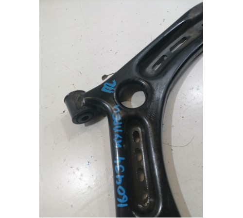 Рычаг подвески передний левый