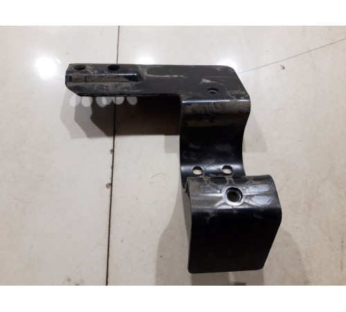 Кронштейн(крепление) брызговика задней левой оси прижимной