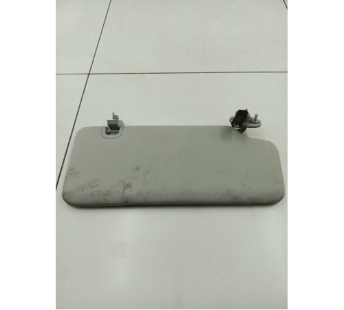 Козырек солнцезащитный левый