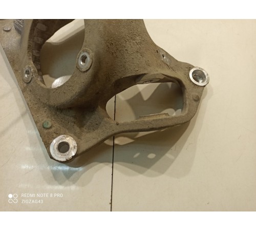 Кронштейн стойки и верхних рычагов(передний правый)