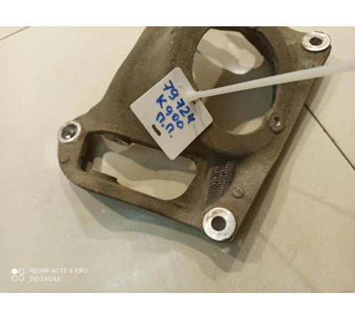 Кронштейн стойки и верхних рычагов(передний правый)