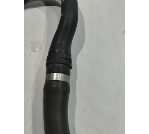 Патрубок системы охлаждения