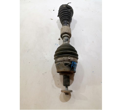 Привод , полуось передний правый