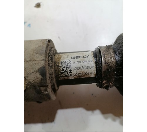 Привод , полуось передний правый