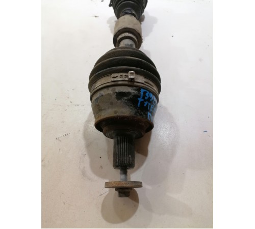 Привод , полуось передний правый