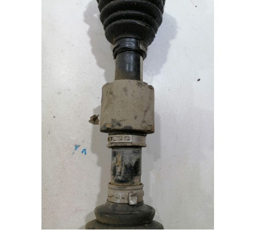 Привод , полуось передний правый