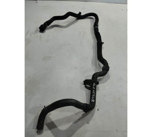 Патрубок системы охлаждения