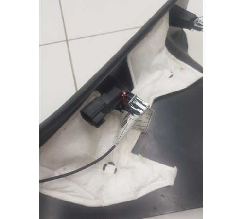 Накладка порога передняя правая с подсветкой