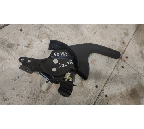 Рычаг стояночного тормоза