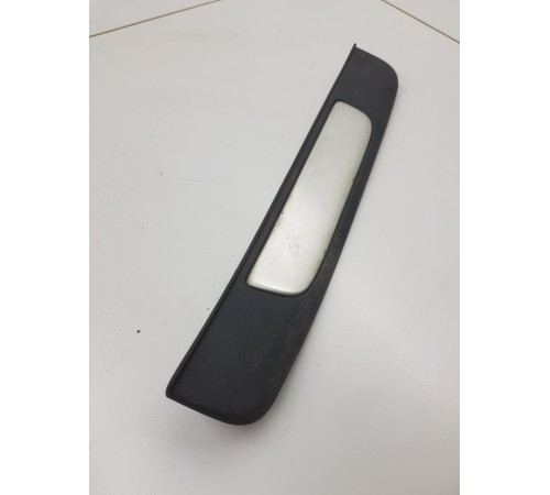 Накладка порога задняя правая