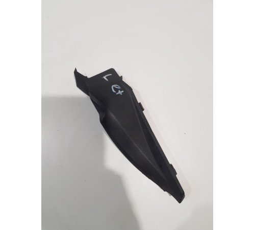 Накладка стойки лобового стекла левая