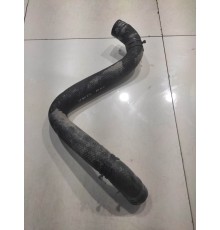 Патрубок системы охлаждения