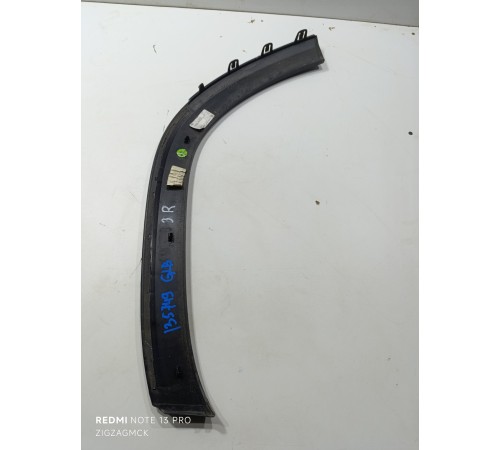 Накладка арки крыла задняя правая