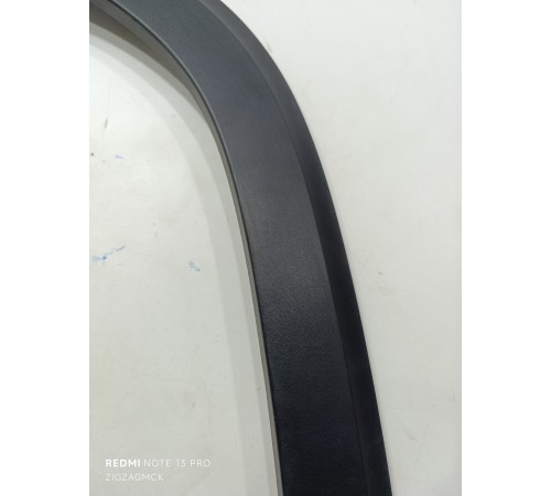 Накладка арки крыла задняя правая