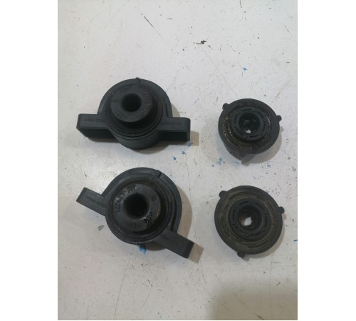 Кронштейн крепления радиатора