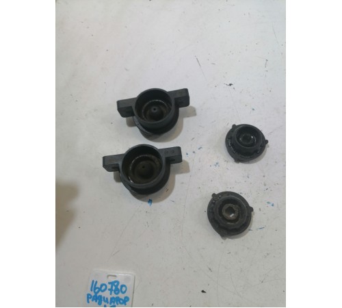 Кронштейн крепления радиатора