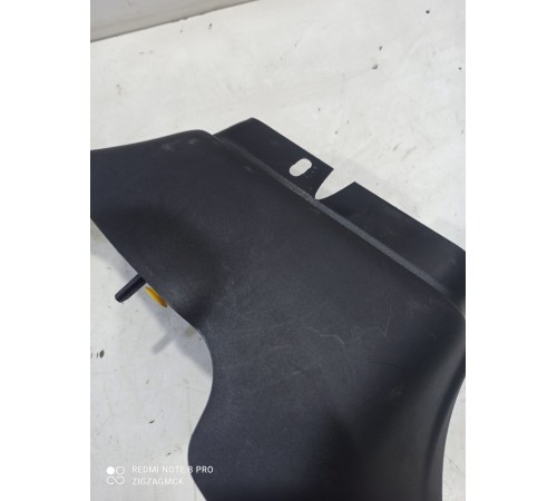 Обшивка центральной стойки правая