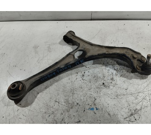 Рычаг передний правый