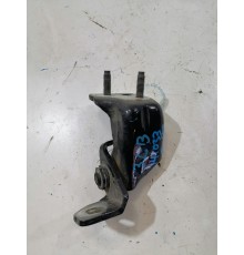 Петля двери задняя левая верхняя