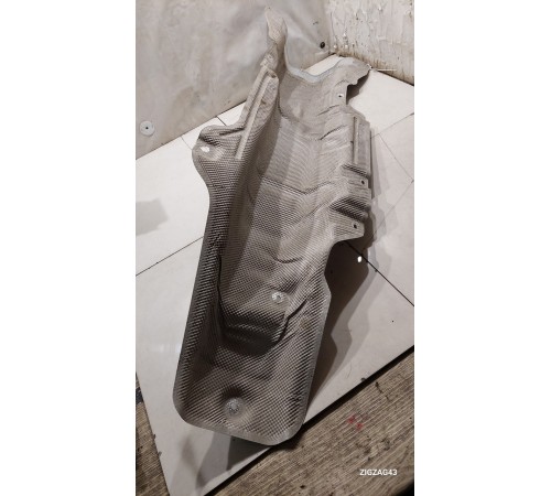 Теплоизоляционный экран глушителя