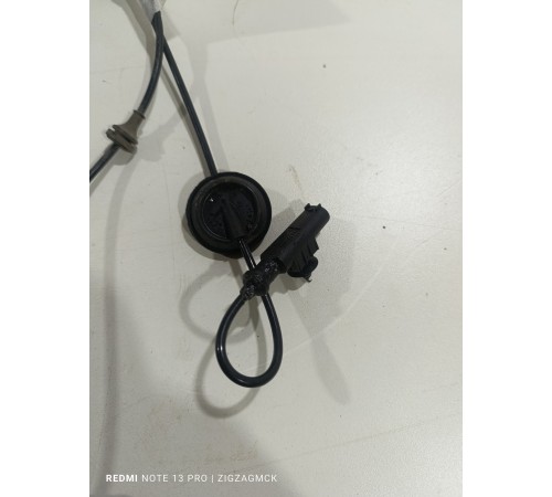 Датчик ABS передний правый