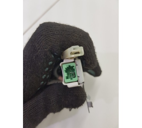 Антенна внутренняя левая