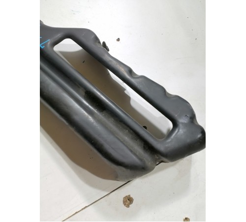 Кронштейн кузова левый