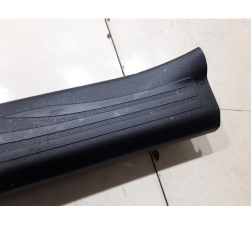 Накладка порога (задняя левая)