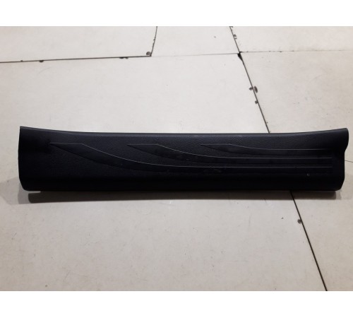 Накладка порога (задняя левая)