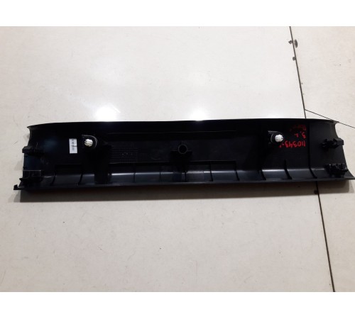 Накладка порога (задняя левая)