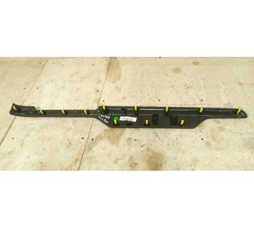 Накладка торпеды центральная