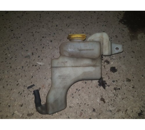 Бачок расширительный перед.