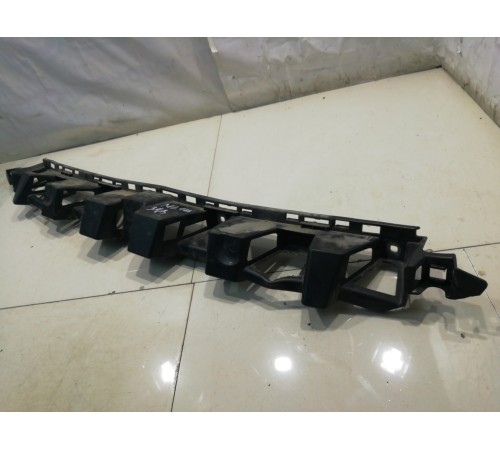 Кронштейн заднего бампера