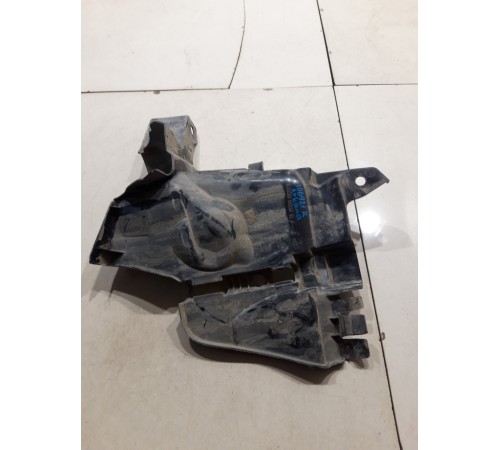 Пыльник двигателя правый