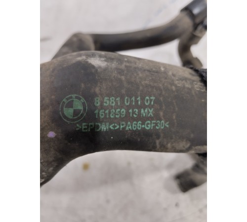 Патрубок радиатора