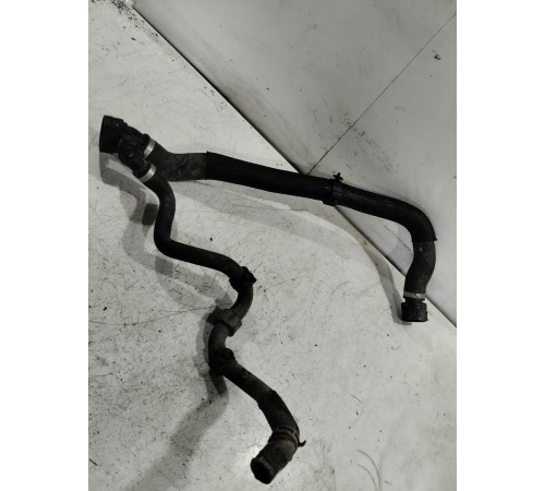 Патрубок радиатора