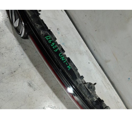 Фонарь крышки двери багажника задний