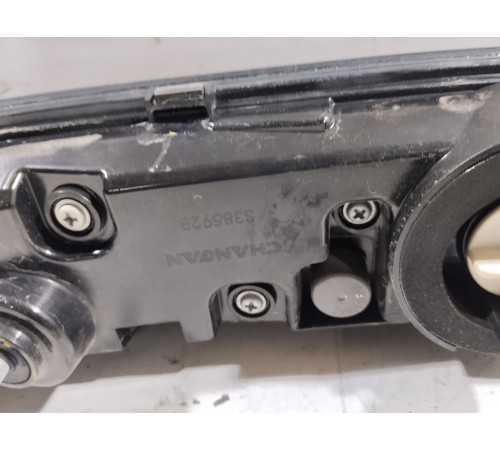 Фонарь крышки двери багажника задний