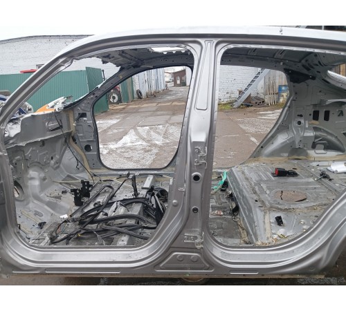 Порог со стойкой левый